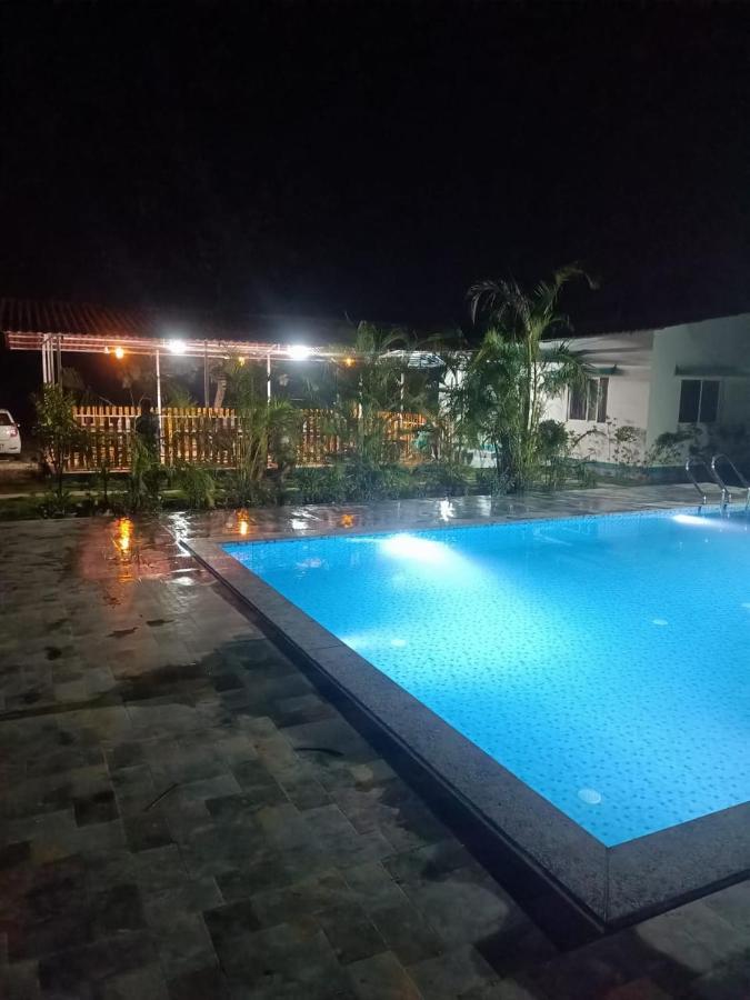 阿里巴格 Mohor Retreat酒店 外观 照片